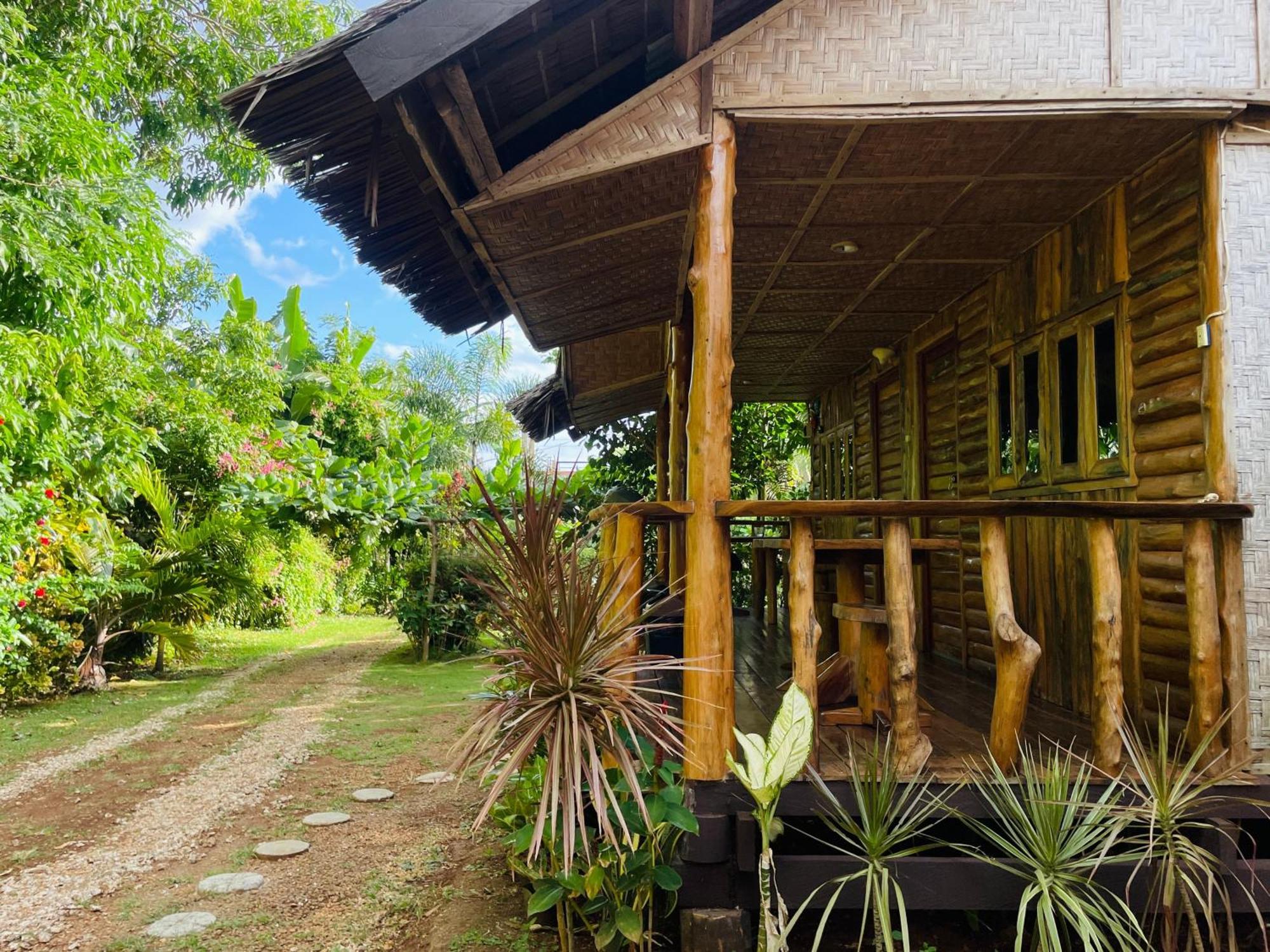 Travis Post Homestay Siquijor Quarto foto